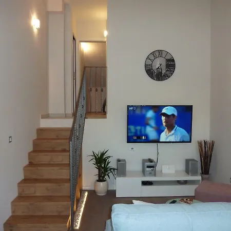 Appartement Apartman Lelu