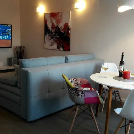 Apartman Lelu Appartement *